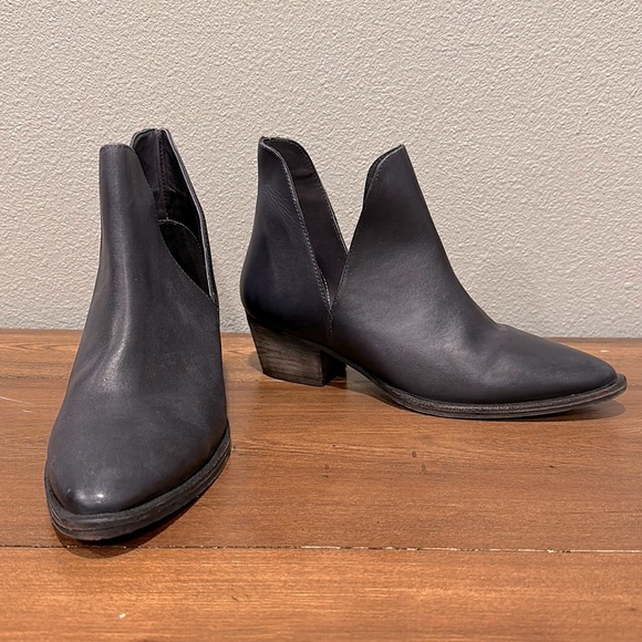 Free People Shoes - Free People Charm V Double V Black Booties Sz 37.5 NWOT